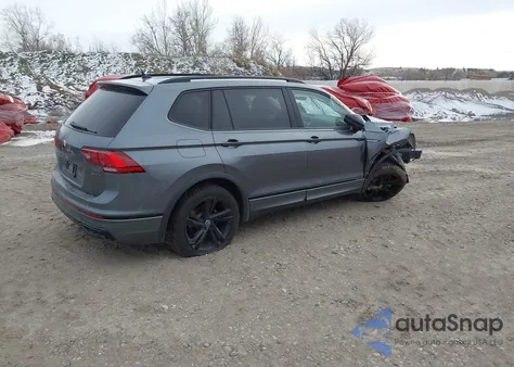 2023 Volkswagen Tiguan 2.0T Se R-Line Black z USA, uszkodzony, nr VIN 3VV8B7AX9PM068226